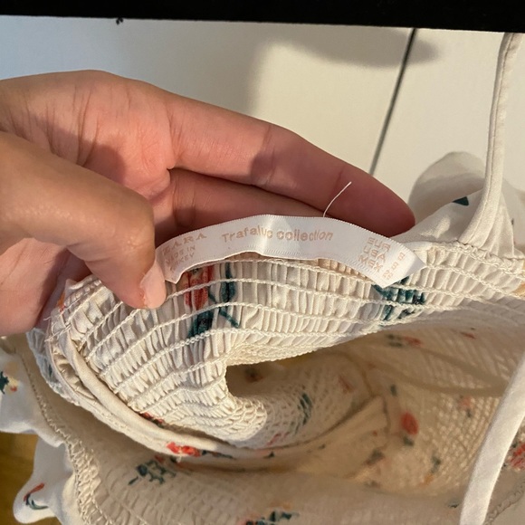 ZARA FLORAL SMOCKED TOP - Picture 5 of 7